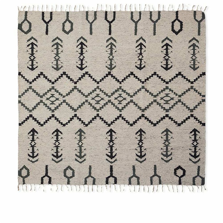 Photo: House Doctor Arte Rug 180x180cm in Off-White