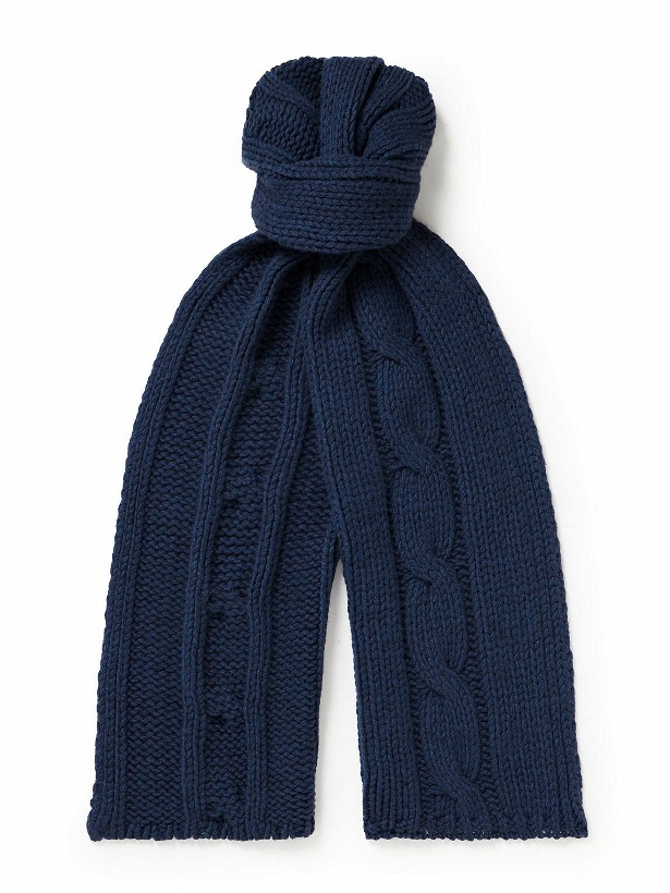 Photo: Johnstons of Elgin - Cable-Knit Cashmere Scarf