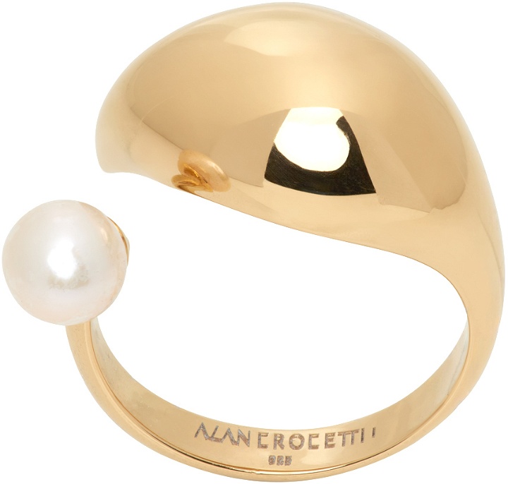 Photo: Alan Crocetti Gold Blown Alien Pearl Ring