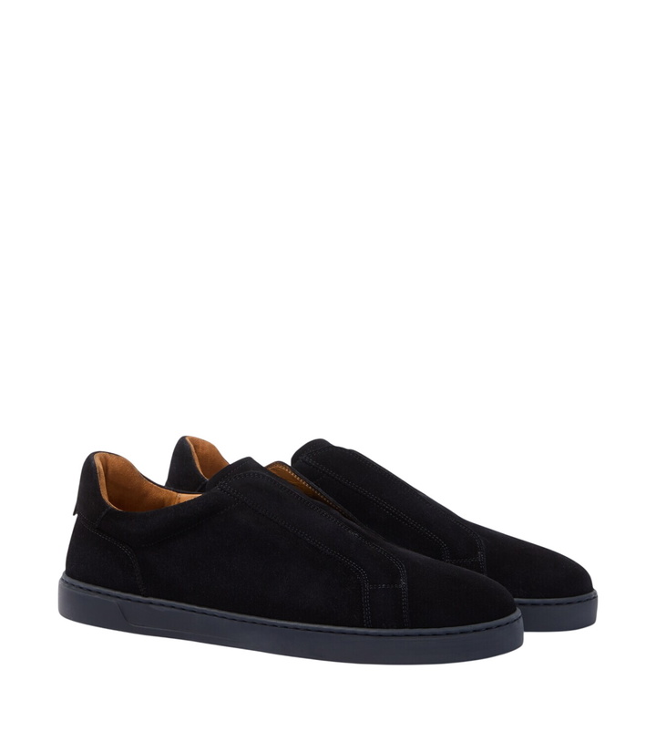 Photo: Magnanni Kona Slip suede sneakers