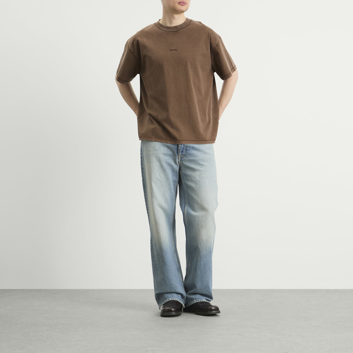 Won Hundred Men's Staff Boxy T-Shirt in Washed Carafe Brown