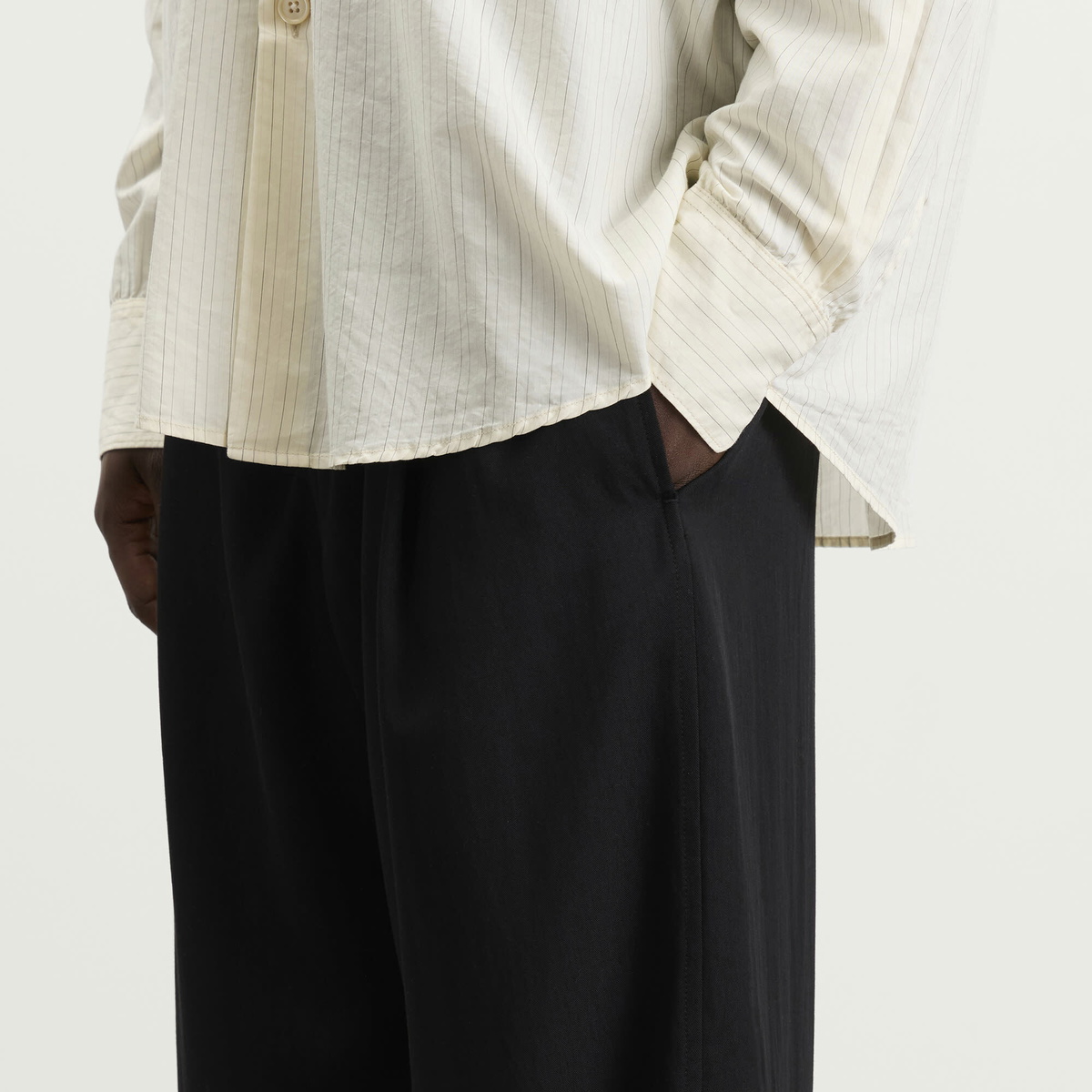 Our Legacy Men's Night Drape Twill Leisure Trouser in Crow Black
