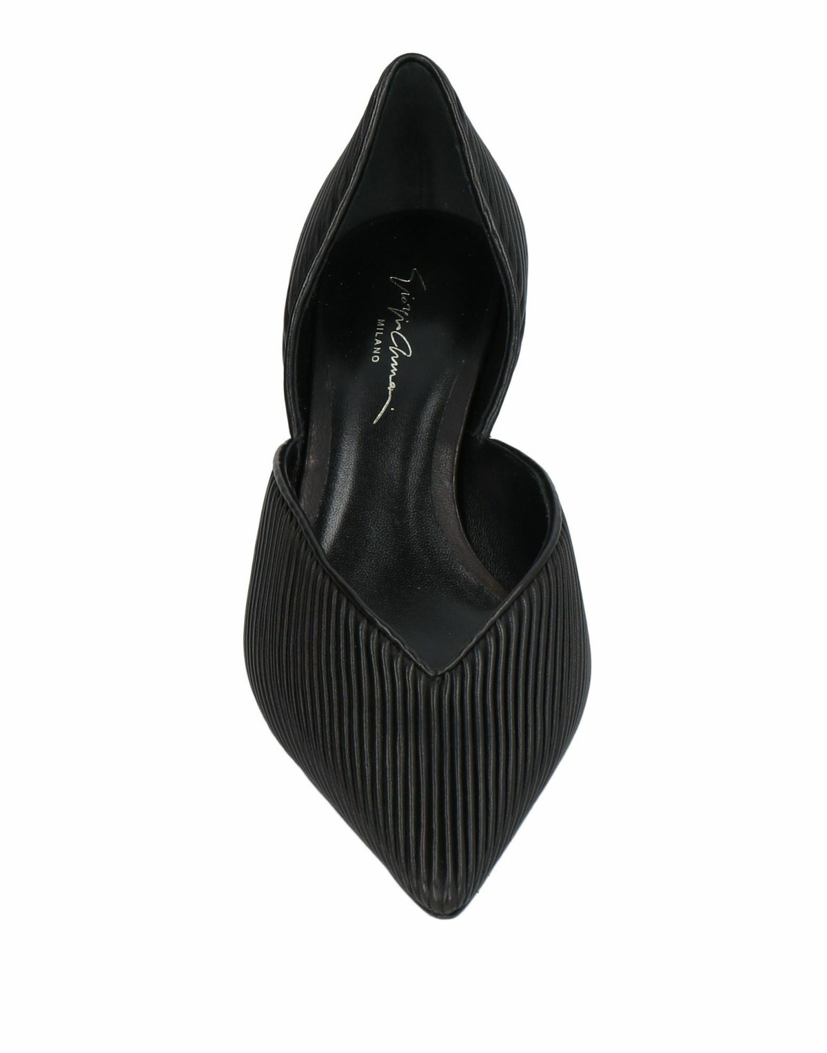 Giorgio Armani Womens Pumps in Black