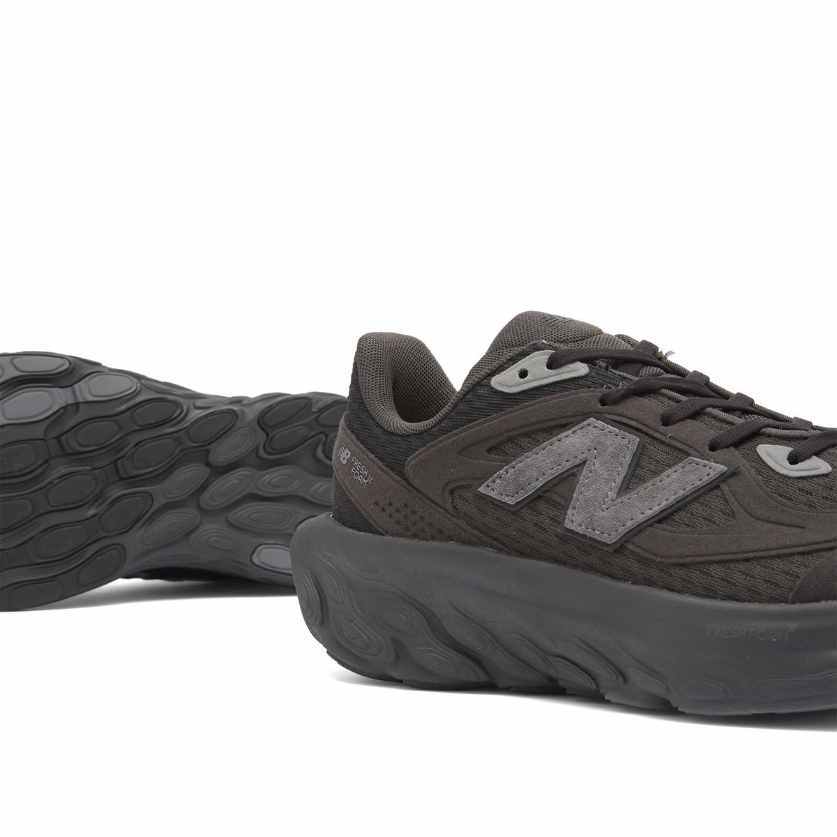 New Balance Fresh Foam Sneaker in Black Cement