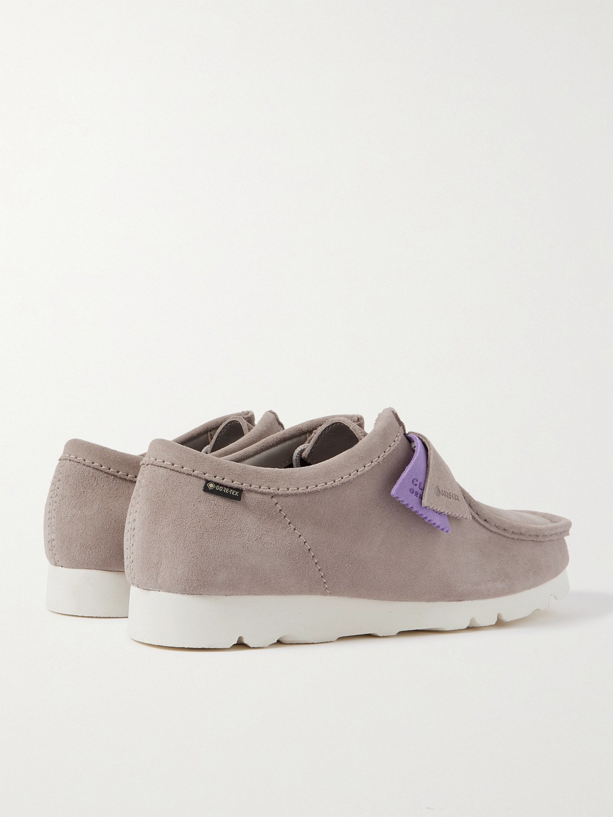 CLARKS ORIGINALS - Wallabee Low GORE-TEX Suede Desert Boots - Gray