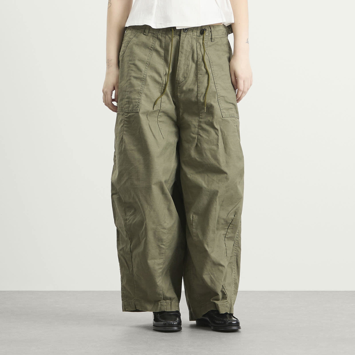 Needles Women's H.D. Fatigue Pants in Olive