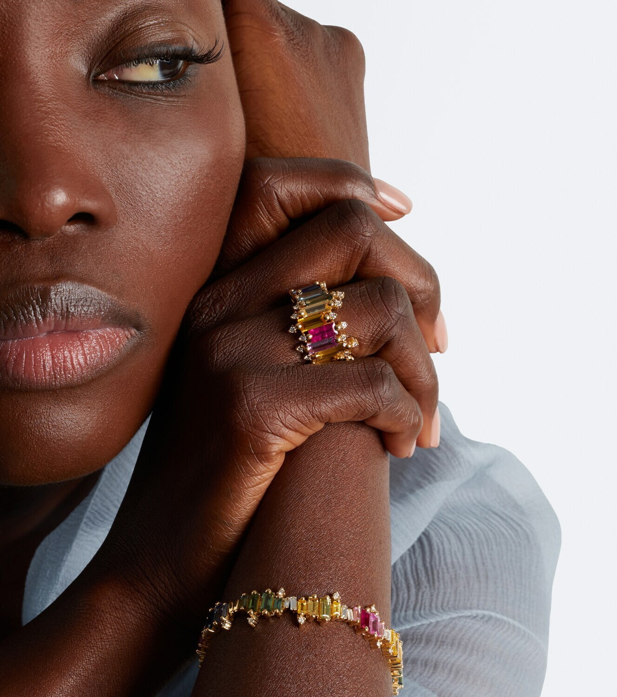 Suzanne Kalan 18kt gold ring with sapphires and diamonds