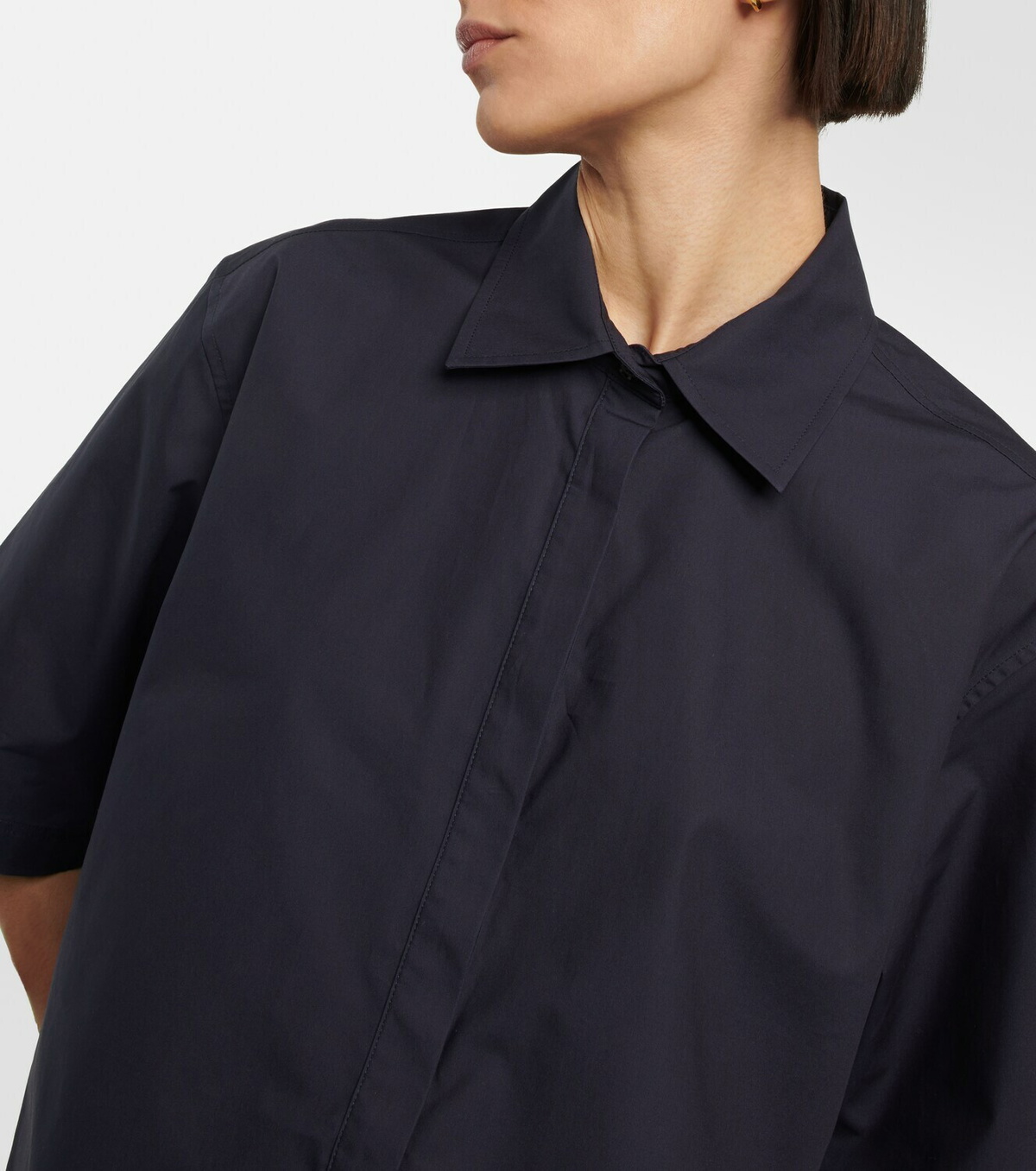 【Toteme】 Croppedコットンシャツ Toteme Cropped Cotton Poplin Shirt | Liberty