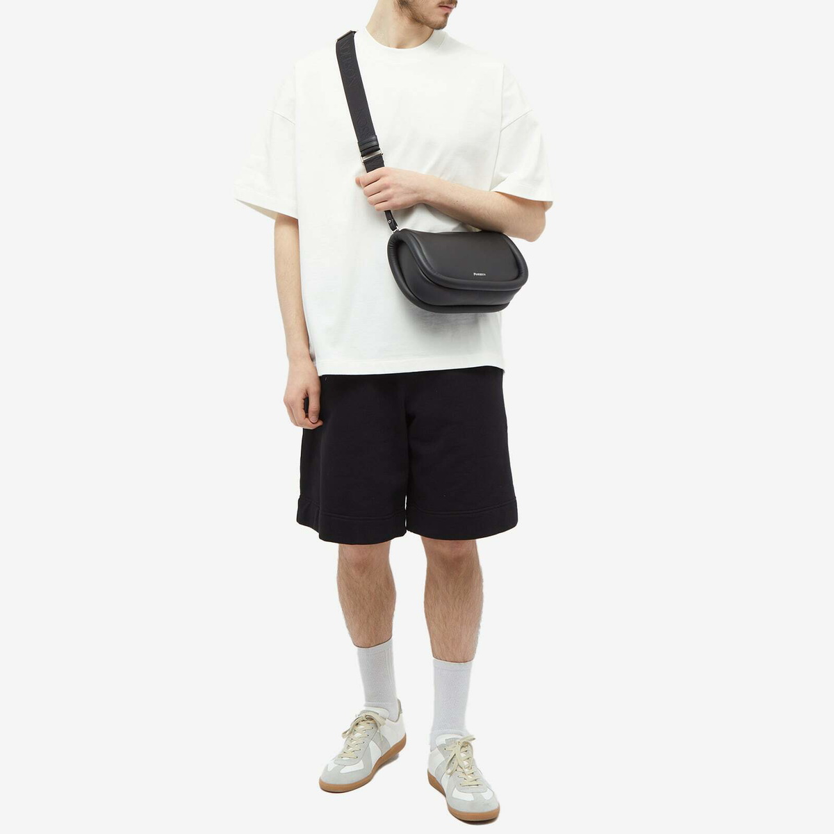 【JIL SANDER】Beaded Detail T-Shirt Black T-Shirt---Black-J22GC0120-