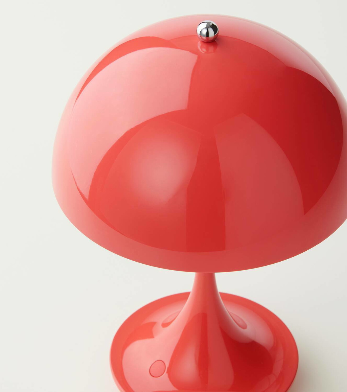 Louis Poulsen Panthella 160 portable lamp by Verner Panton