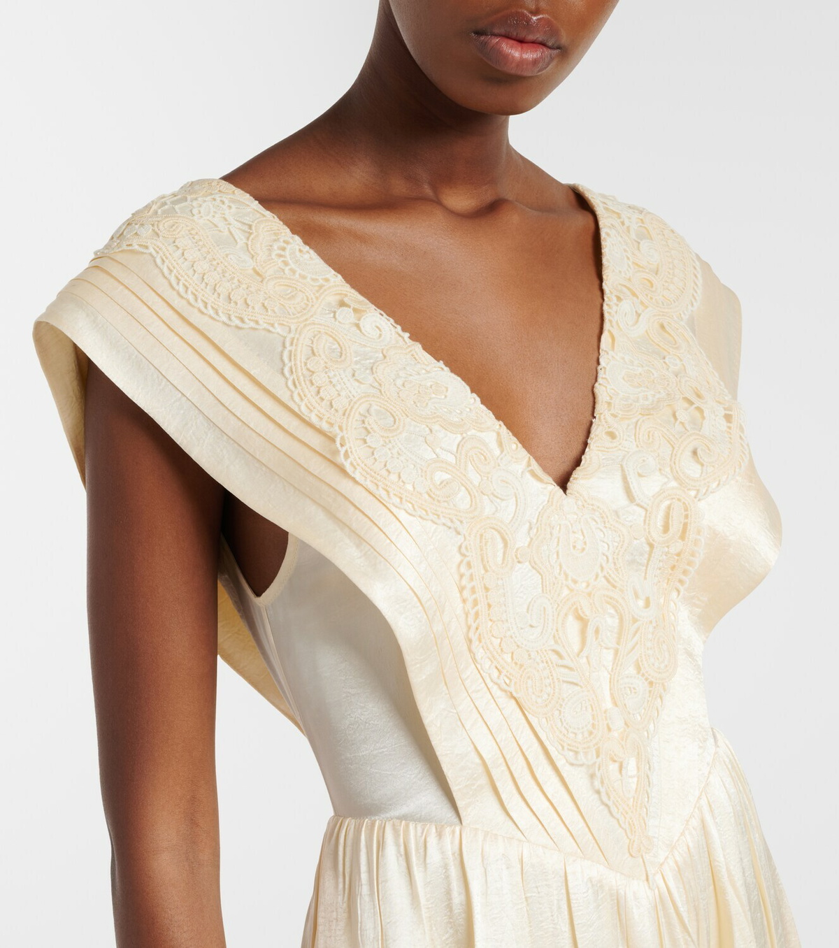 Xu Zhi Lace-trimmed maxi dress