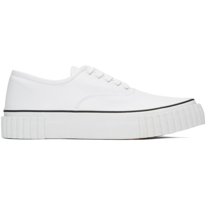 Photo: Ganryu White Textured Sole Sneakers 