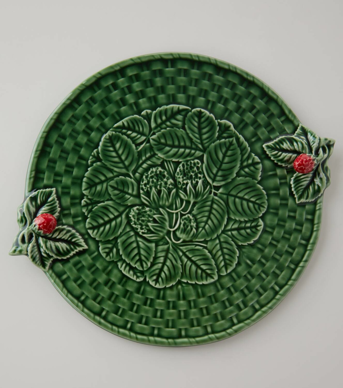 Bordallo Pinheiro Strawberries ceramic cheese tray