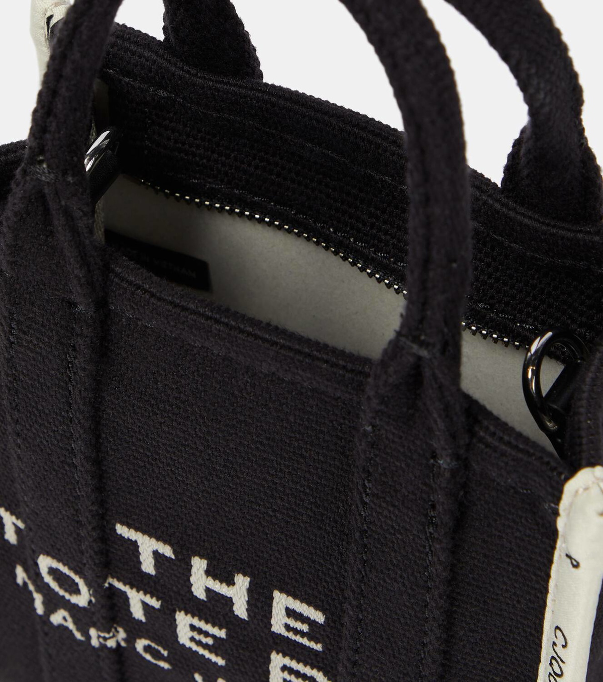 ＊ MARC JACOBS / ジャカードキャンバスの携帯電話ポーチ ＊ ◇ MARC JACOBS ◇ ジャカード・キャンバス スマホポーチ MARC