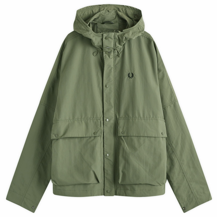 Photo: Fred Perry Men's Ripstop Snorkel Parka Jacket in Laurel Wreath Green