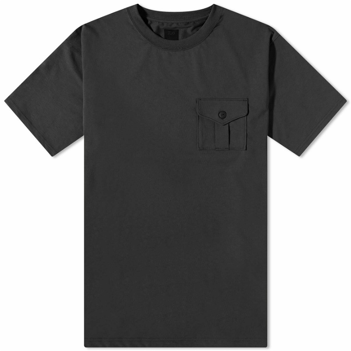 Photo: DAIWA Men's Tech Mil Pocket T-Shirt in Black
