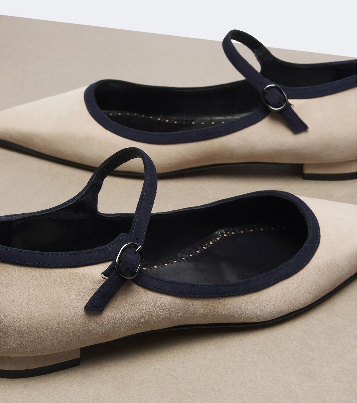 Manolo Blahnik Perdiccamod suede ballet flats