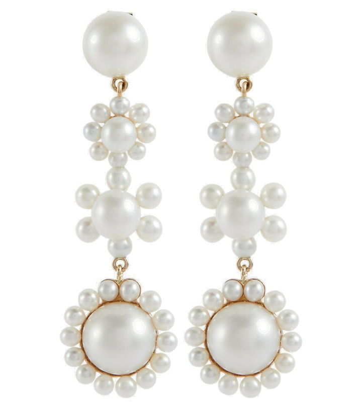 Photo: Sophie Bille Brahe Fleur Jeanne 14kt gold earrings with freshwater pearls