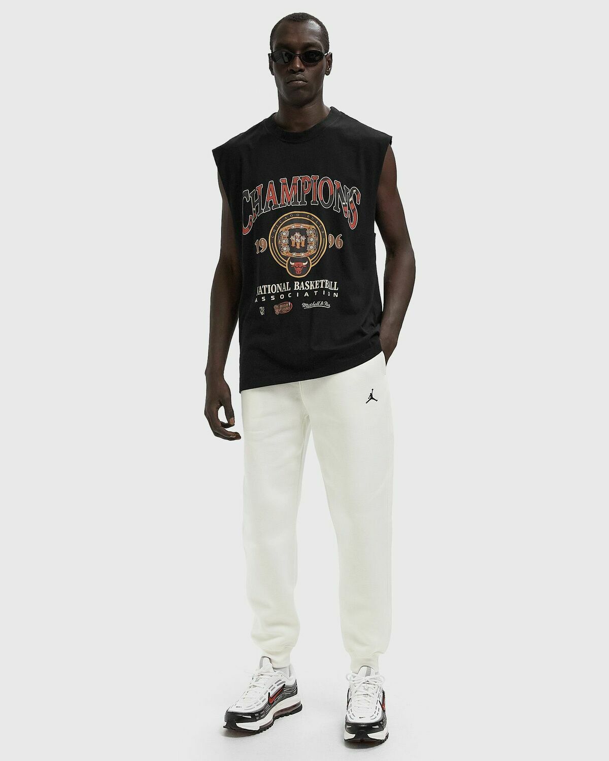 Mitchell & Ness NBA CHAMPIONSHIP RINGS SLEEVELESS TEE CHICAGO BULLS 1996 Black Mens Tank Tops/Team Tee