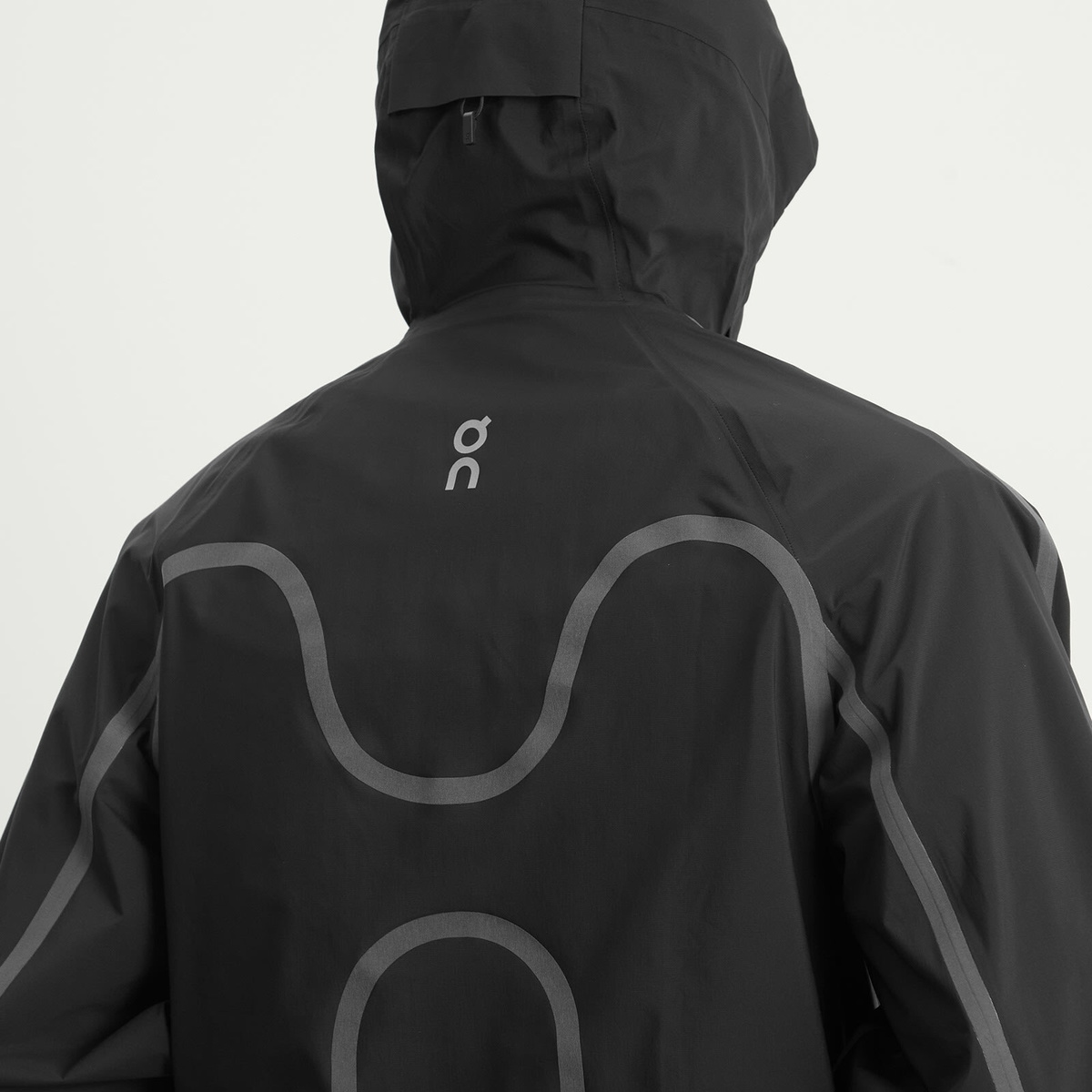 ON Men's IK Waterproof Jacket in Black