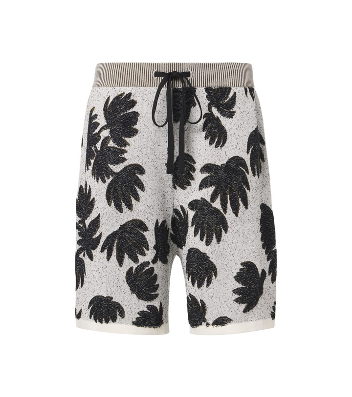 Photo: Commas Jacquard terry shorts