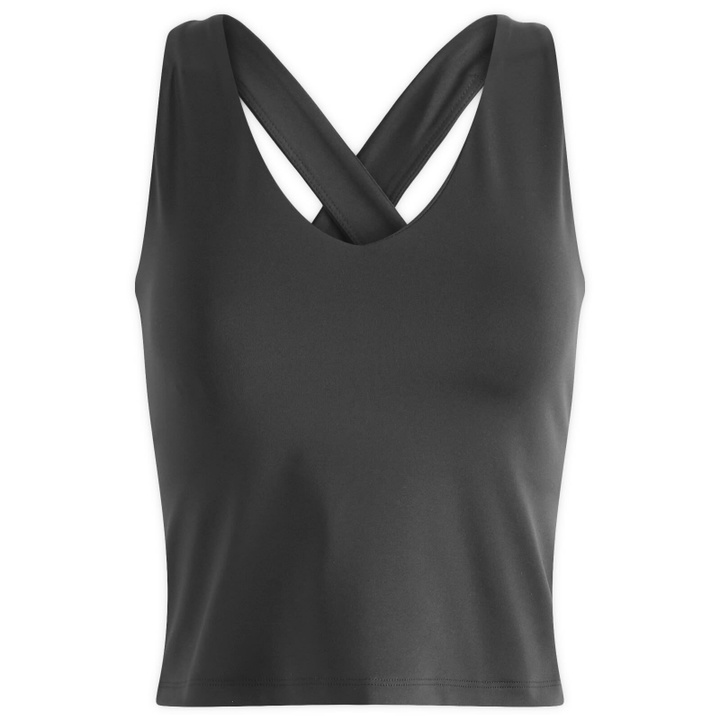 Photo: Girlfriend Collective Women's Zoe Tank in Black