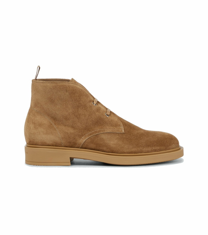 Photo: Gianvito Rossi - Suede desert boots