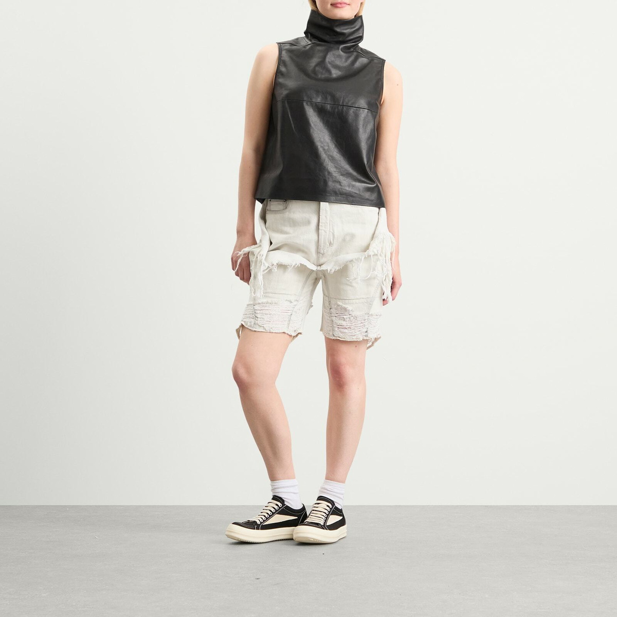 Rick Owens DRKSHDW Women's Slivered Tight Cut Off Jean Shorts in Milk Wash