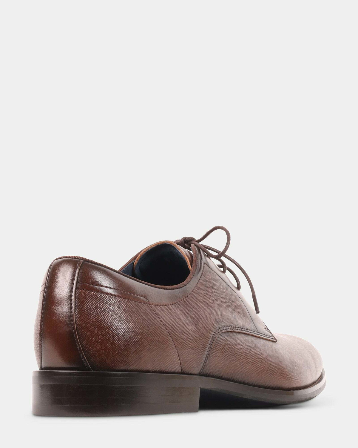 Steve Madden Stinson Dress Shoes in Brown