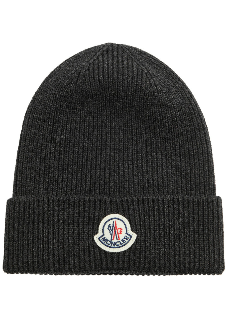 モンクレール　BERRETTO TRICOT KNITTED CAP 最終値下げ NWT Moncler Berretto Tricot Logo-Patch Beanie Wool