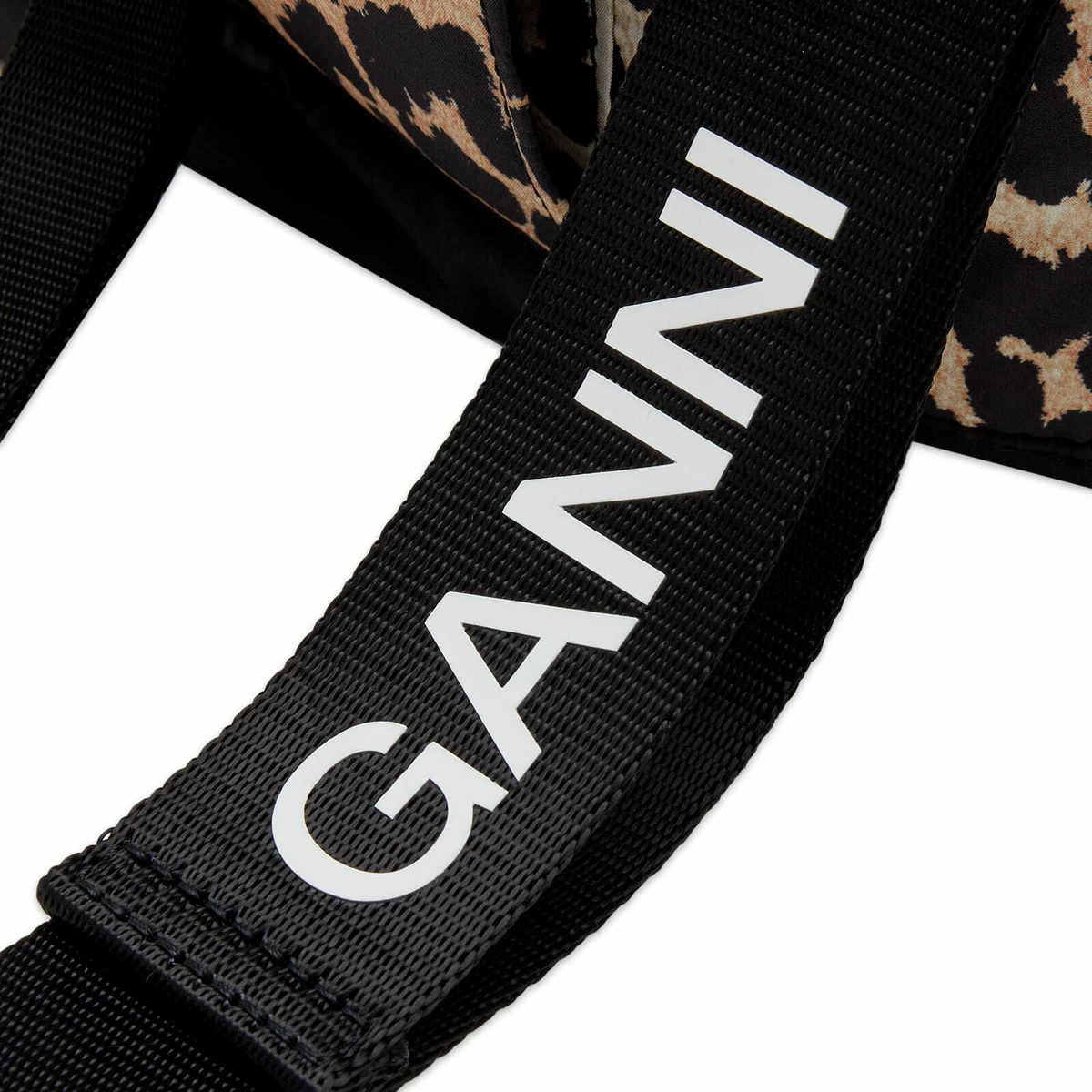 GANNI　Recycled Tech Backpack 　レオパード 美品 GANNI Women's Recycled Tech Backpack in Leopard GANNI