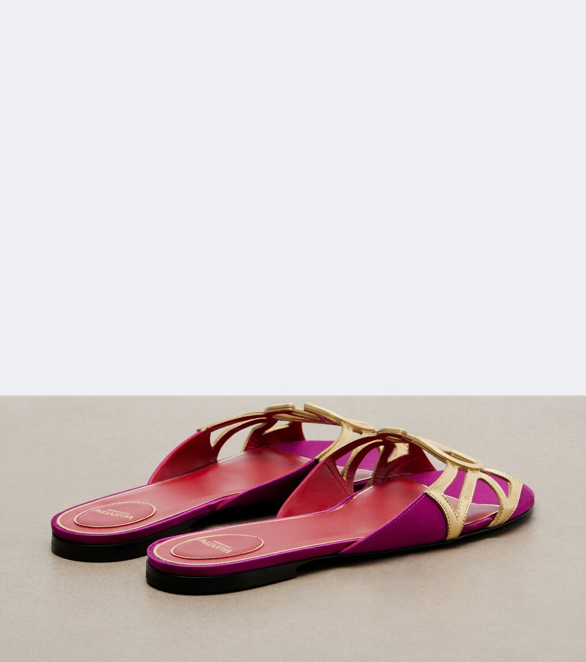 Valentino Garavani Wonderweb VLogo leather slides