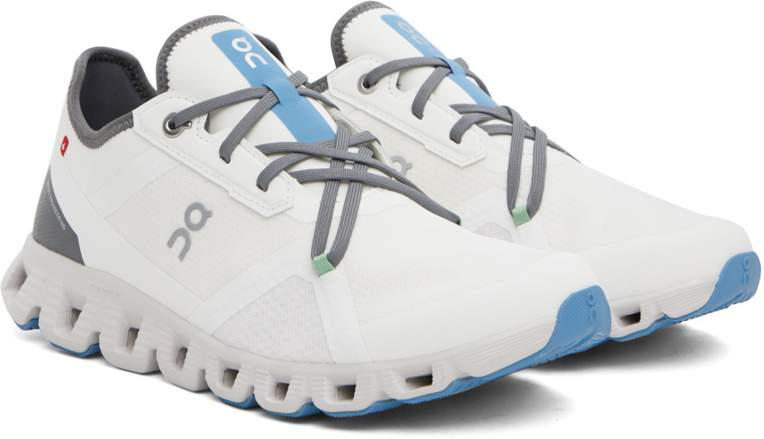 On Off-White Cloud X 3 AD Sneakers On