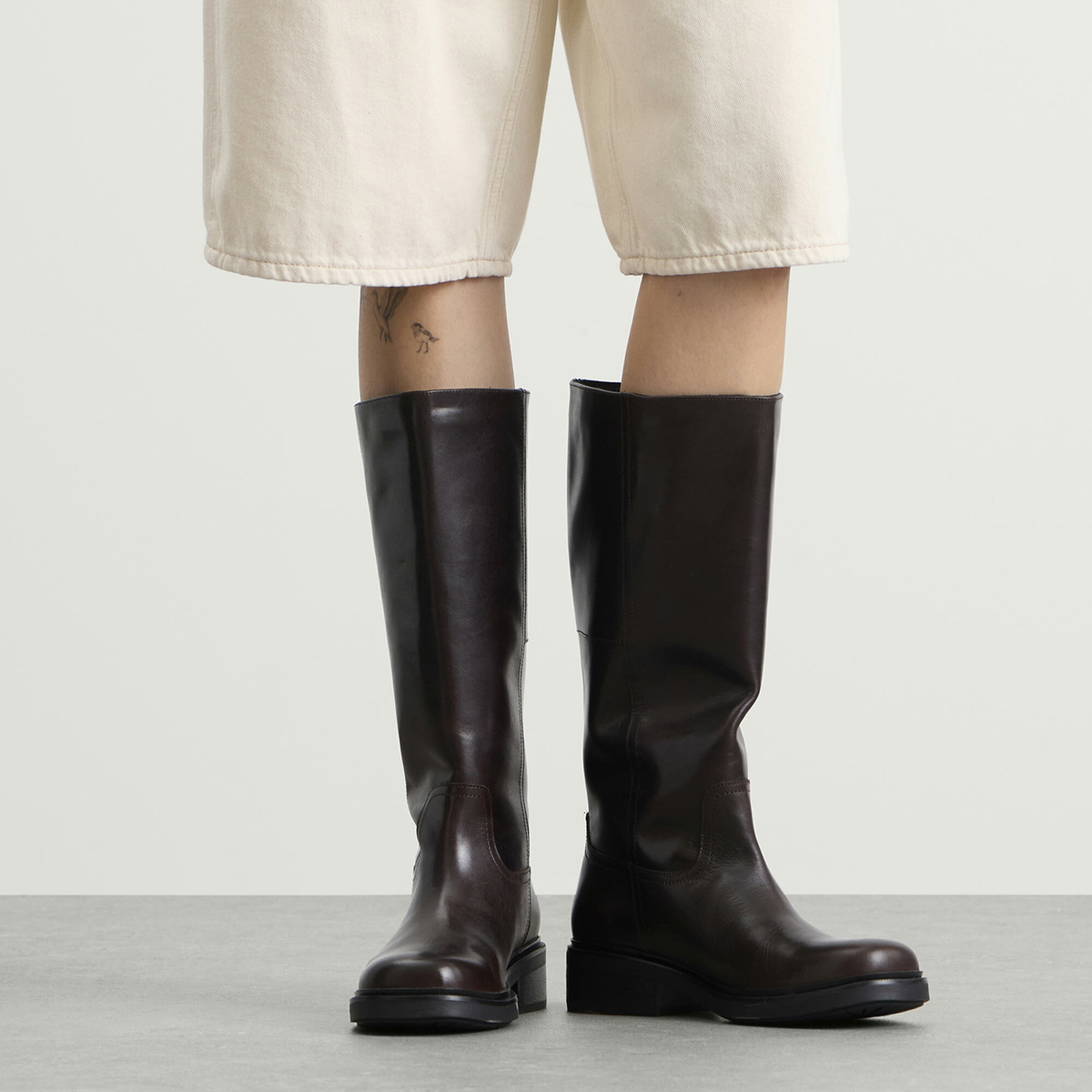 Vagabond Shoemakers Women's Vagabond Karlie Knee High Leather Boot in Chocolate