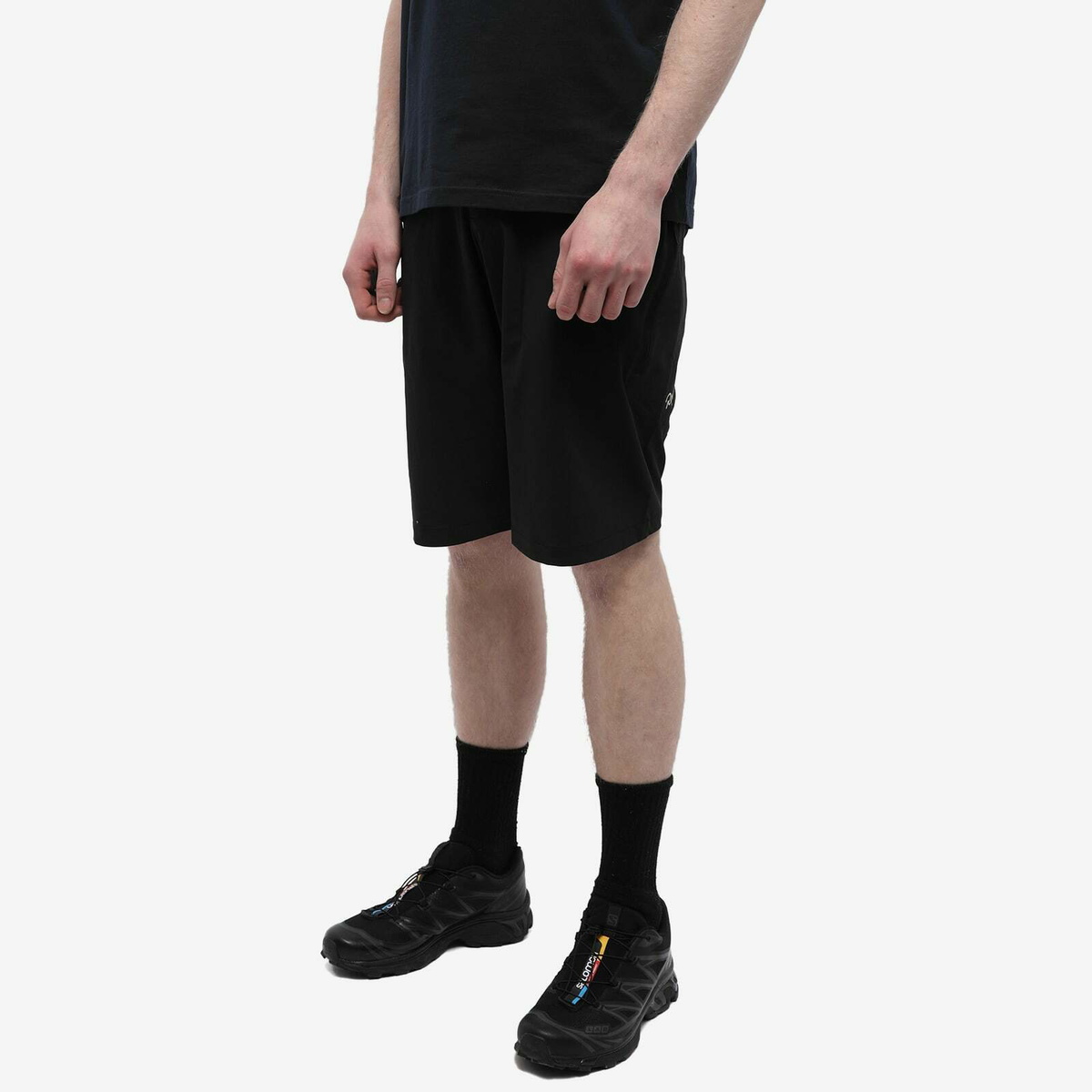 Rapha Men's Trail Short in Black/Light Grey Rapha