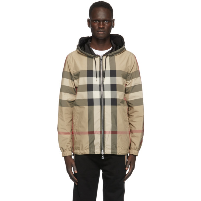 Photo: Burberry Reversible Beige and Black Recycled Nylon Jacket