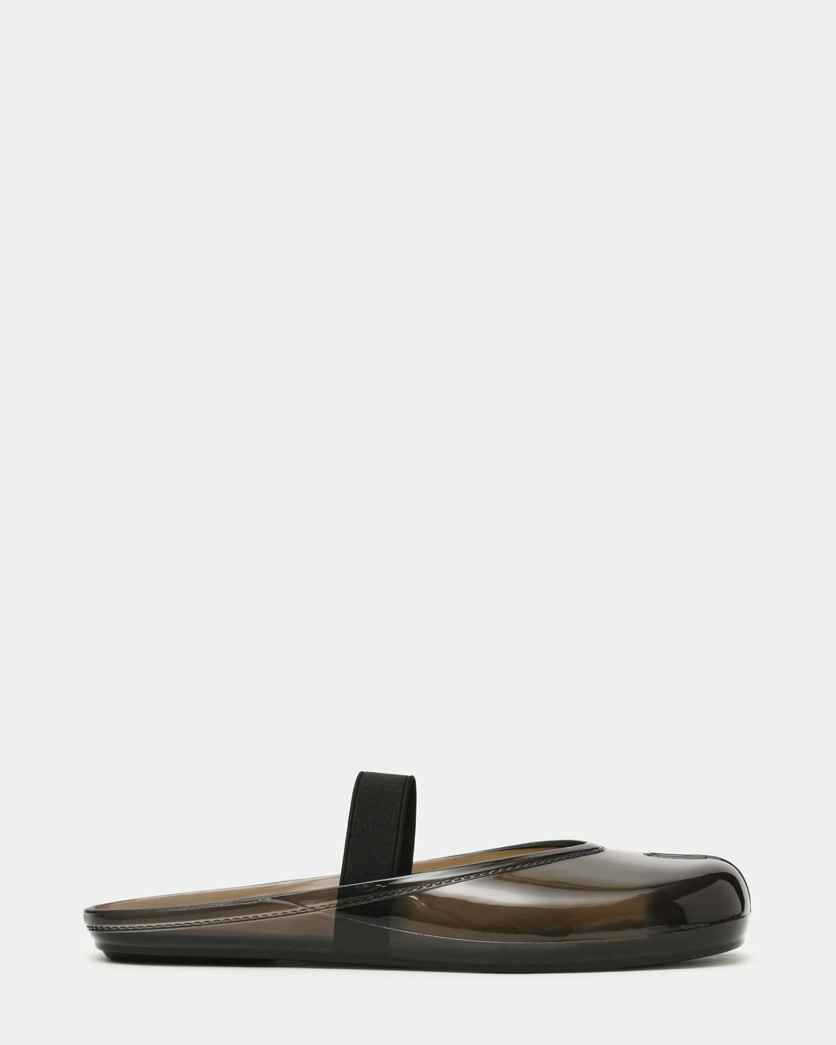 Steve Madden Cova Flats in Black