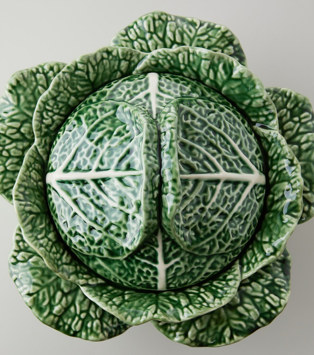 Bordallo Pinheiro Couve ceramic tureen
