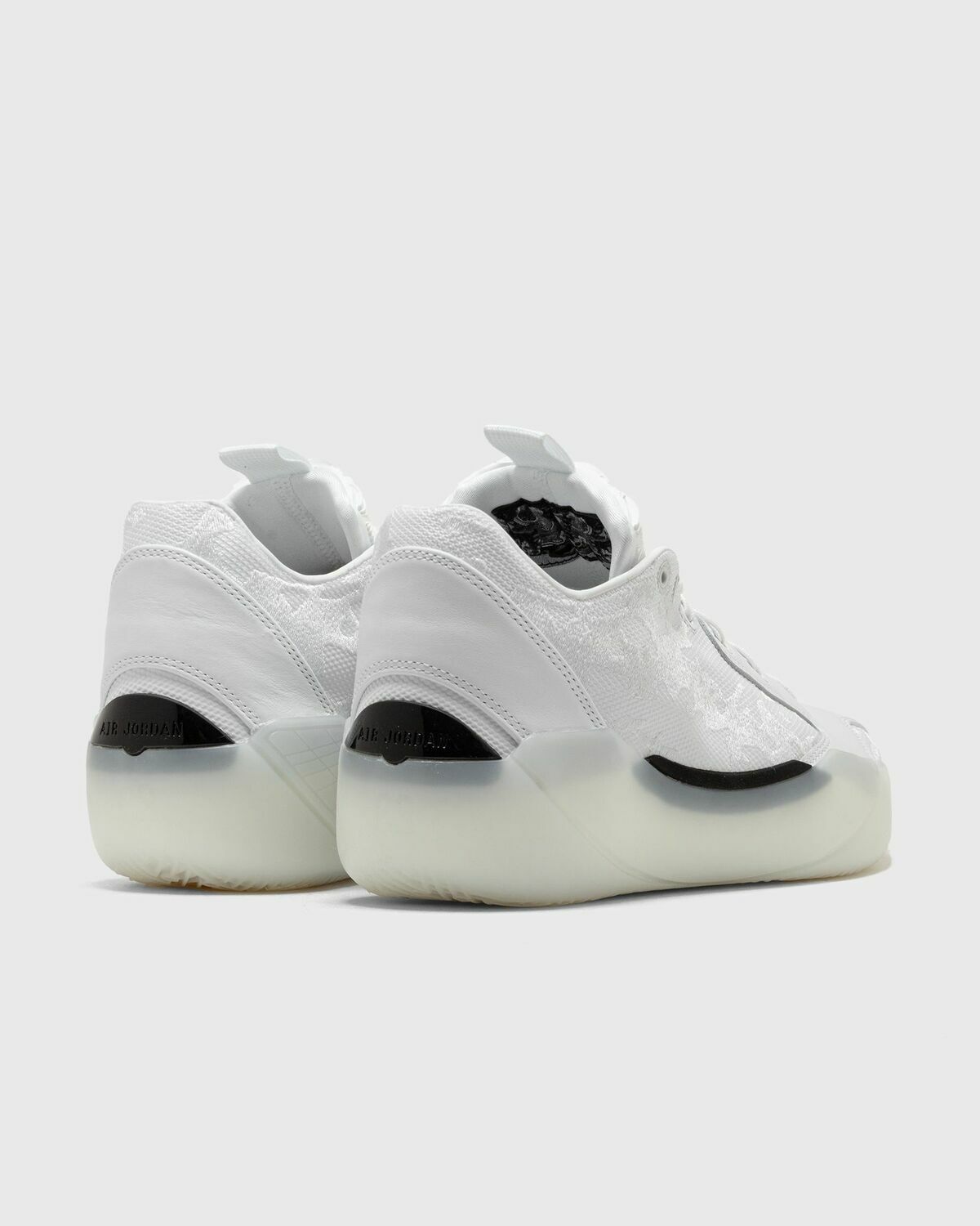 Jordan ホワイト スニーカー Jordan Air Jordan Xxxix 