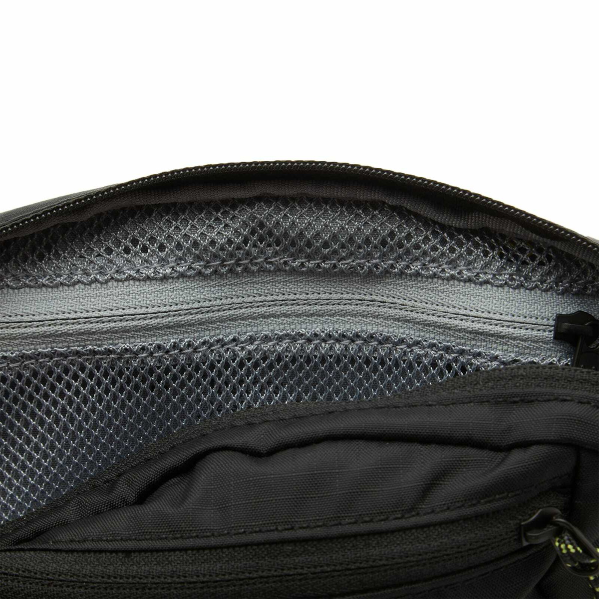 Haglöfs Men's Tight Hip Pack 1L in True Black/Magnetite 