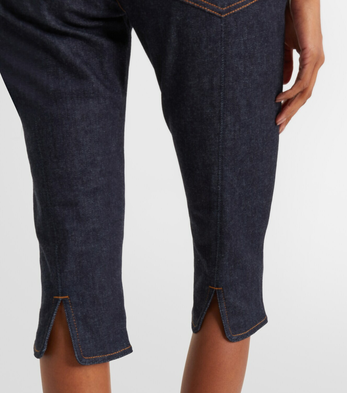 Jacquemus Logo capri jeans