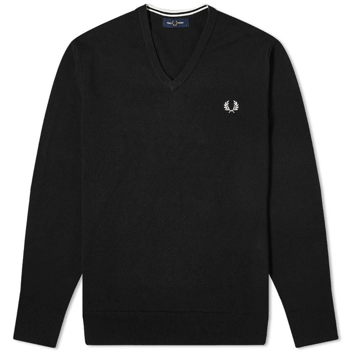 Photo: Fred Perry V-Neck Knit