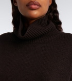 Lisa Yang Zerlina cashmere turtleneck sweater