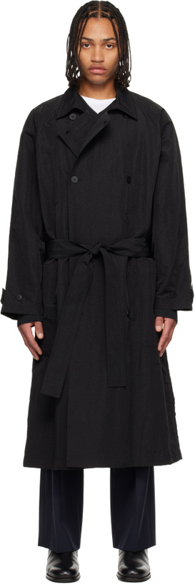 Photo: LE17SEPTEMBRE Black Crisp Raglan Trench Coat