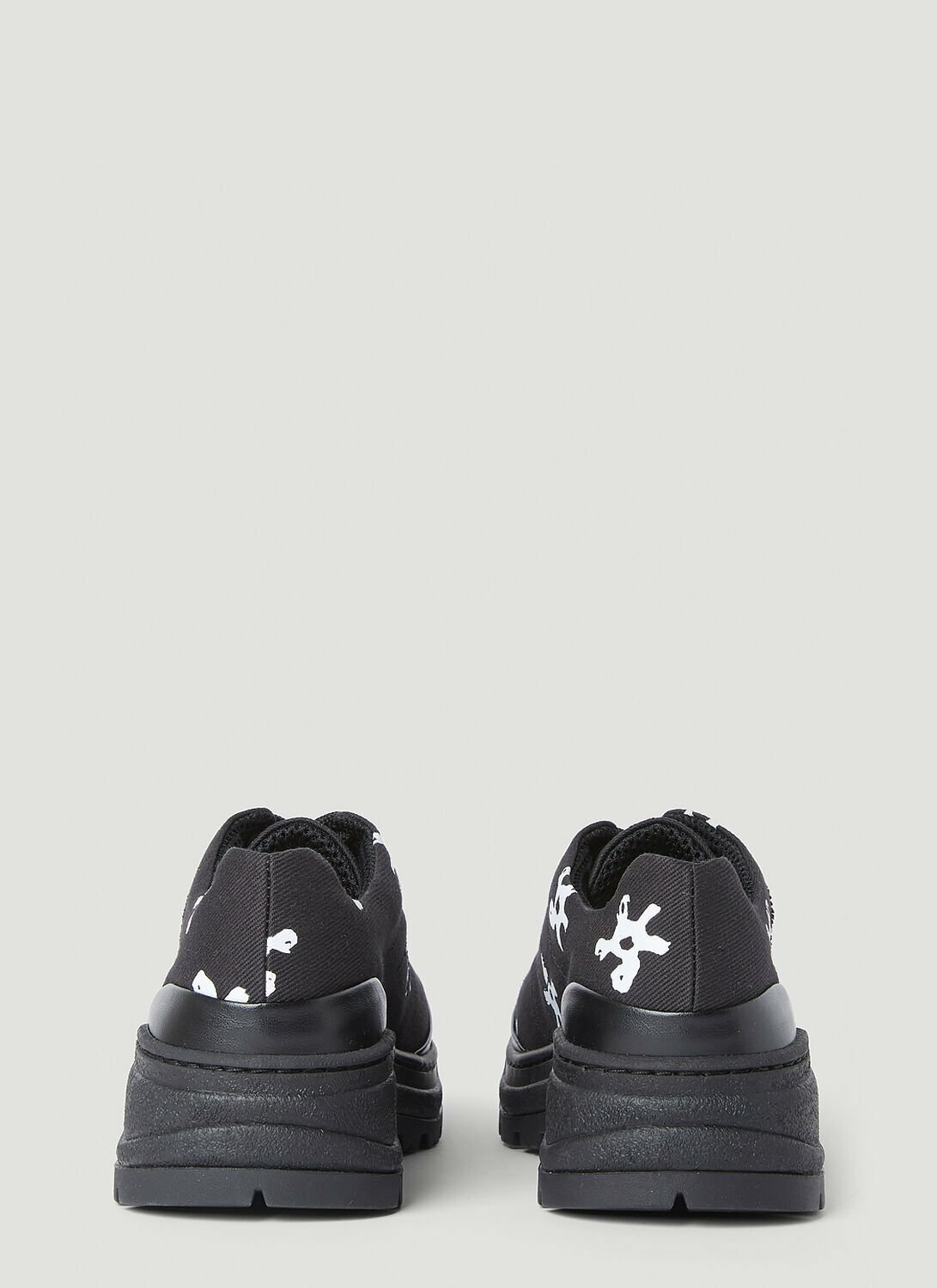 Phileo Basalt White Flower Lace-Ups