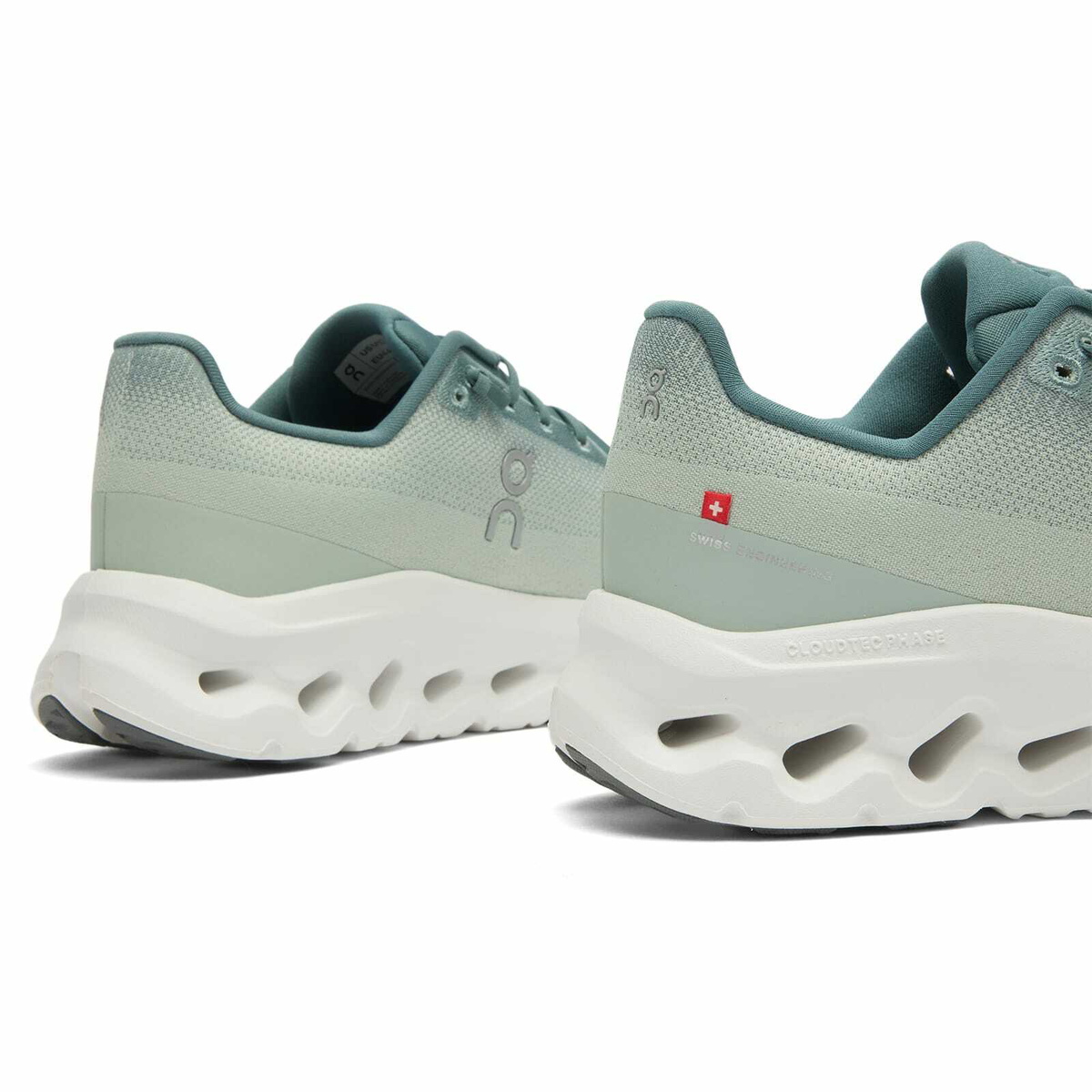 ON Men's Cloudtilt Sneaker in Tide/Mineral