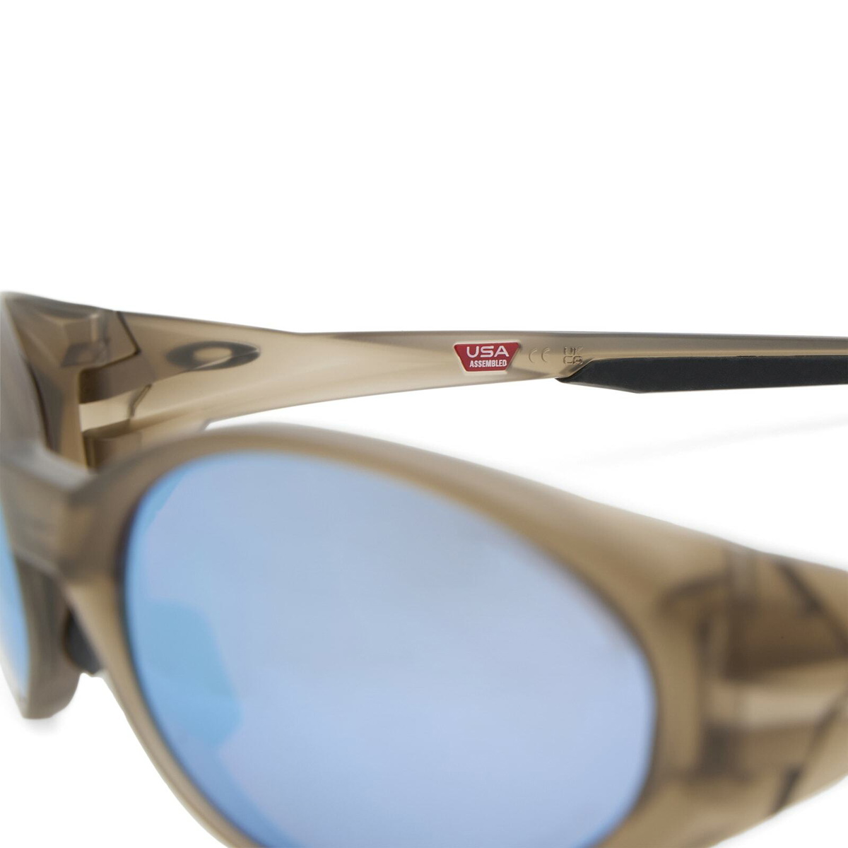 Oakley Eye Jacket Redux Sunglasses in Mt Brown Smoke/Prizm Deep Water 