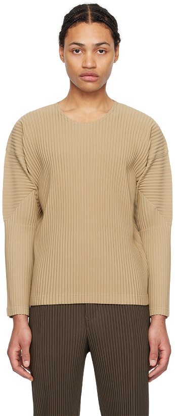Photo: HOMME PLISSÉ ISSEY MIYAKE Beige Monthly Color February T-Shirt