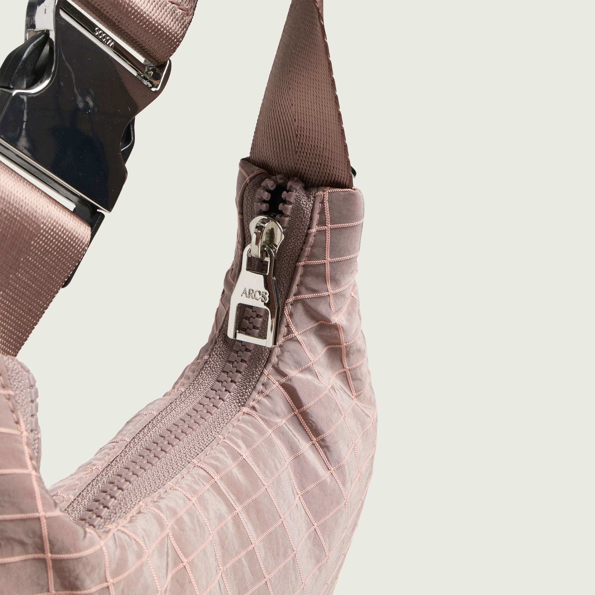 ARCS Tiny HEY Sling Bag in Rose Windowpane