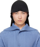 HOMME PLISSÉ ISSEY MIYAKE Black Crochet Hat